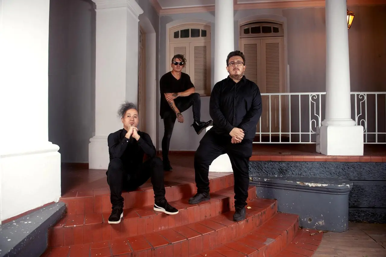 Plastique Noir abre a programação do Snake CarnaRock, no Snake Bar, nesta sexta-feira (28)