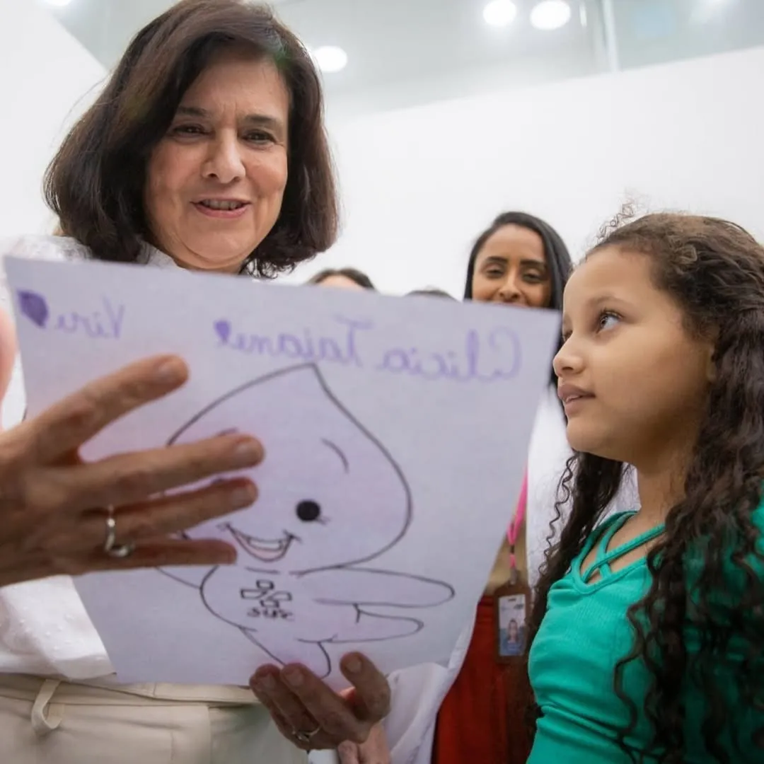 Nísia compartilhou diversos registros durante o tempo de atuação na pasta