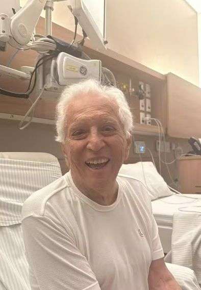 Carlos Alberto de Nóbrega: Esposa Renata Atualiza Estado de Saúde do Humorista