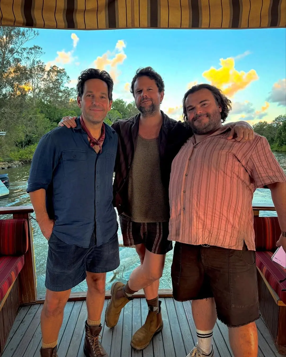Foto de Selton Melo com Paul Rudd e Jack Black após concluir filmagens do filme Anaconda