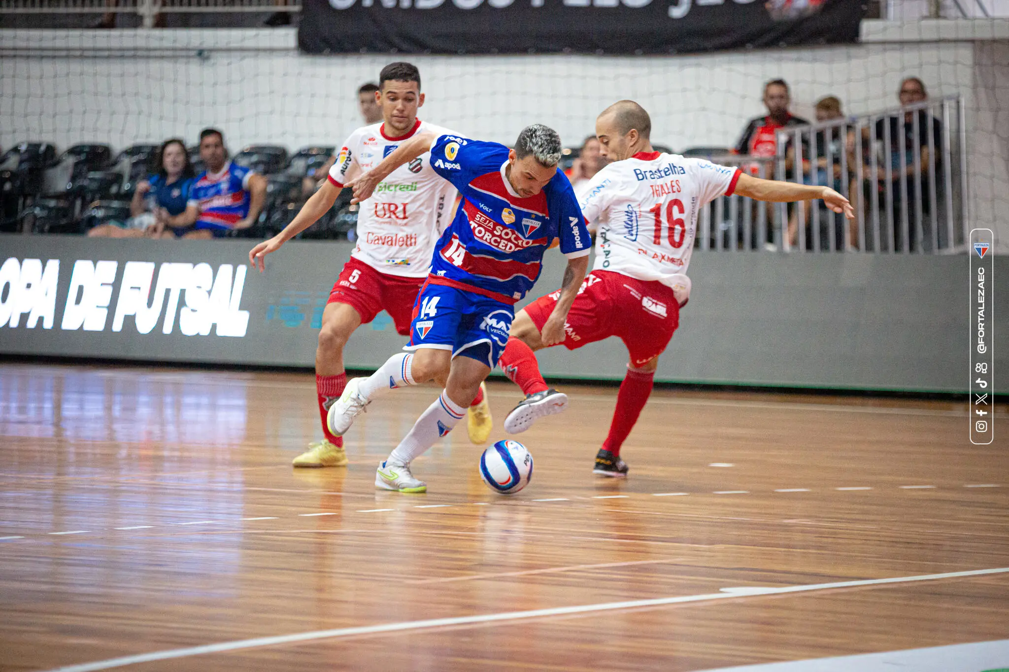 Foto do Fortaleza futsal na Supercopa do Brasil