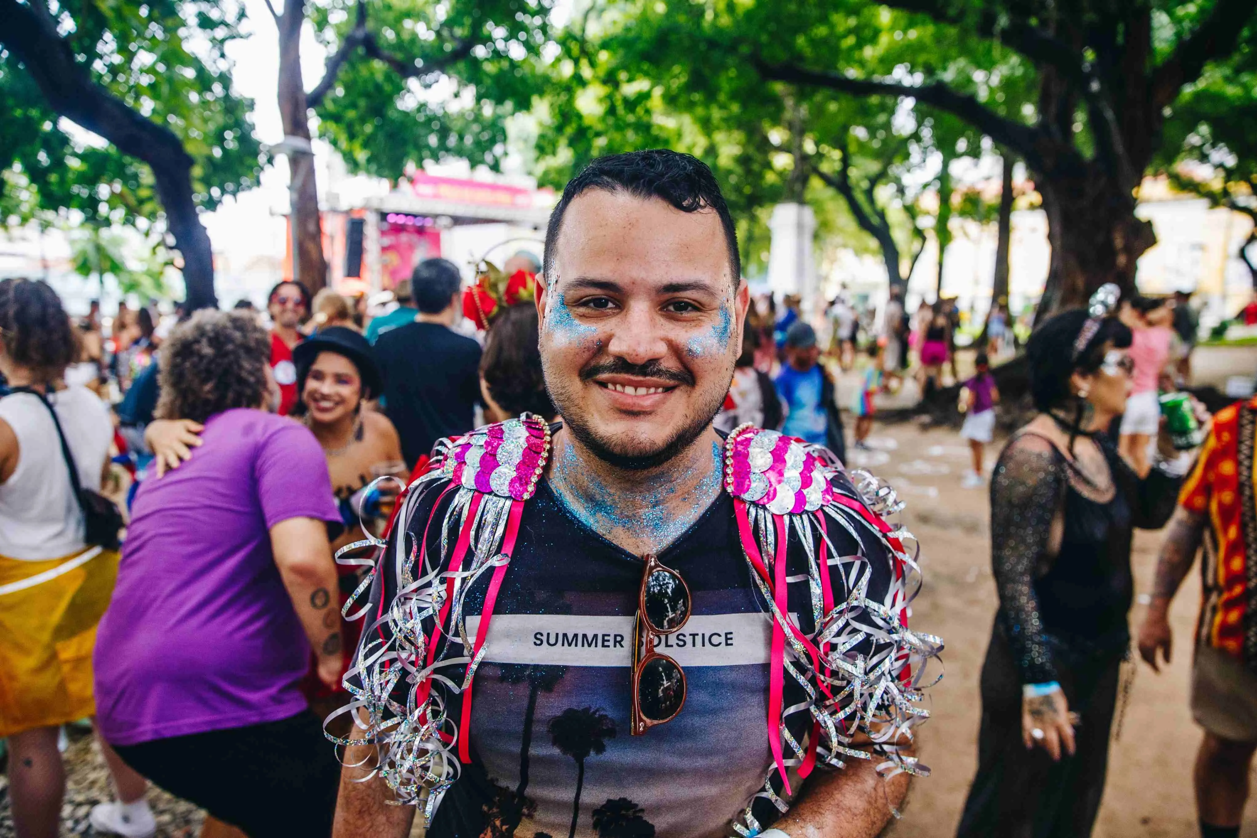 Bancário Brendo Oliveira acredita que o Carnaval é um período em que pode sair da rotina e viver sua própria fantasia