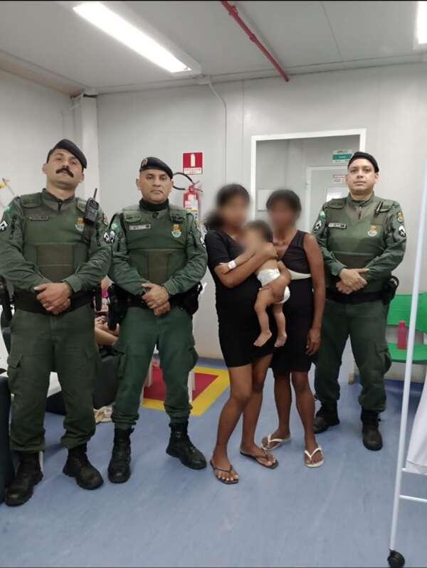 PM salva bebê  de nove meses após convulsão e engasgo no bairro Granja Portugal, em Fortaleza