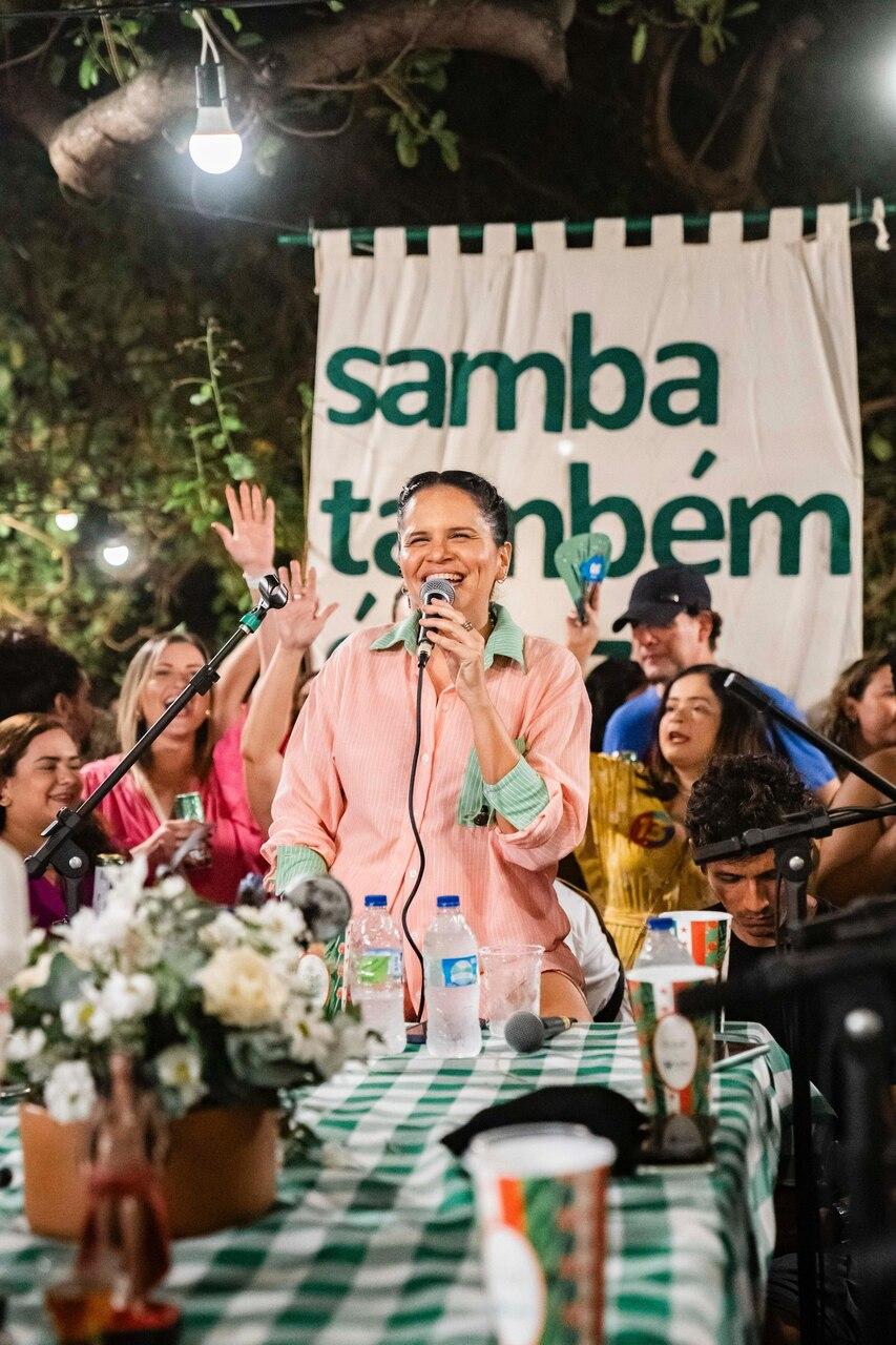 Gabi Nunes é destaque nas rodas de samba da Capital