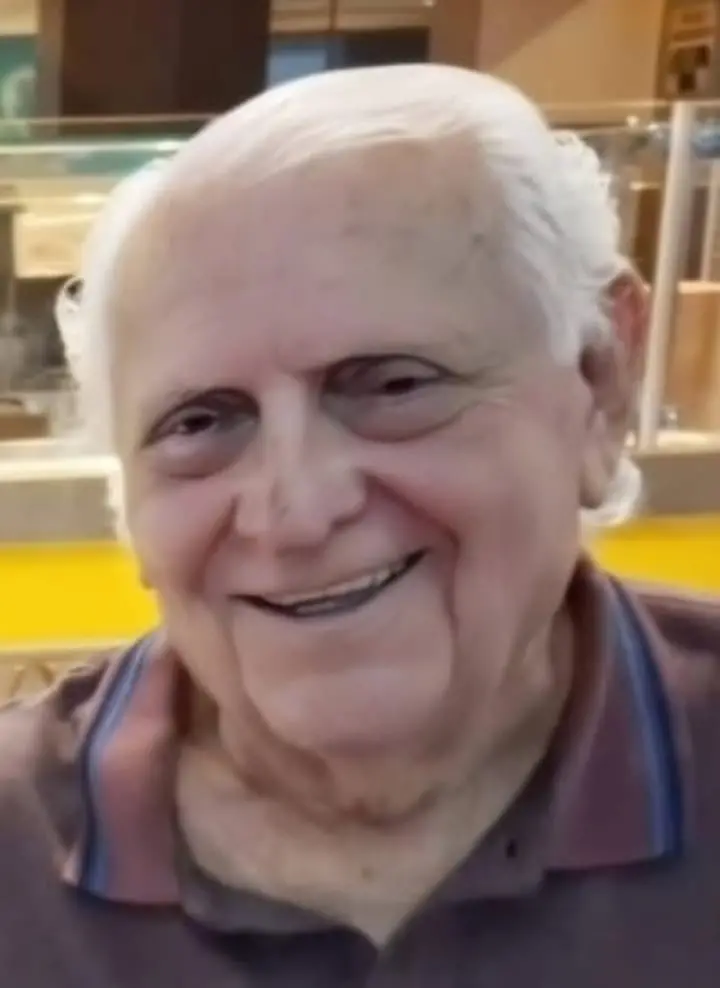 Foto de Júlio Sales, narrador esportivo