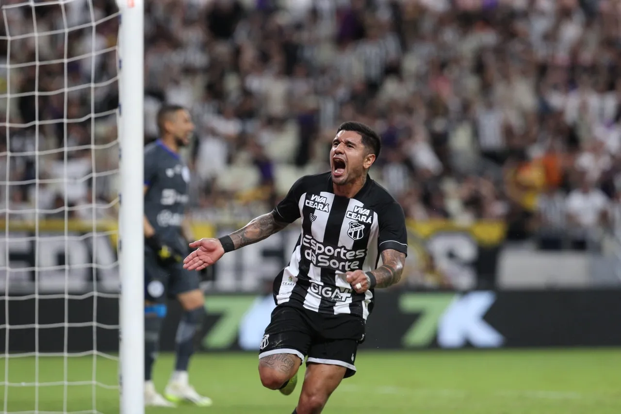 Galeano marcou o gol do empate do Vozão no 2º tempo