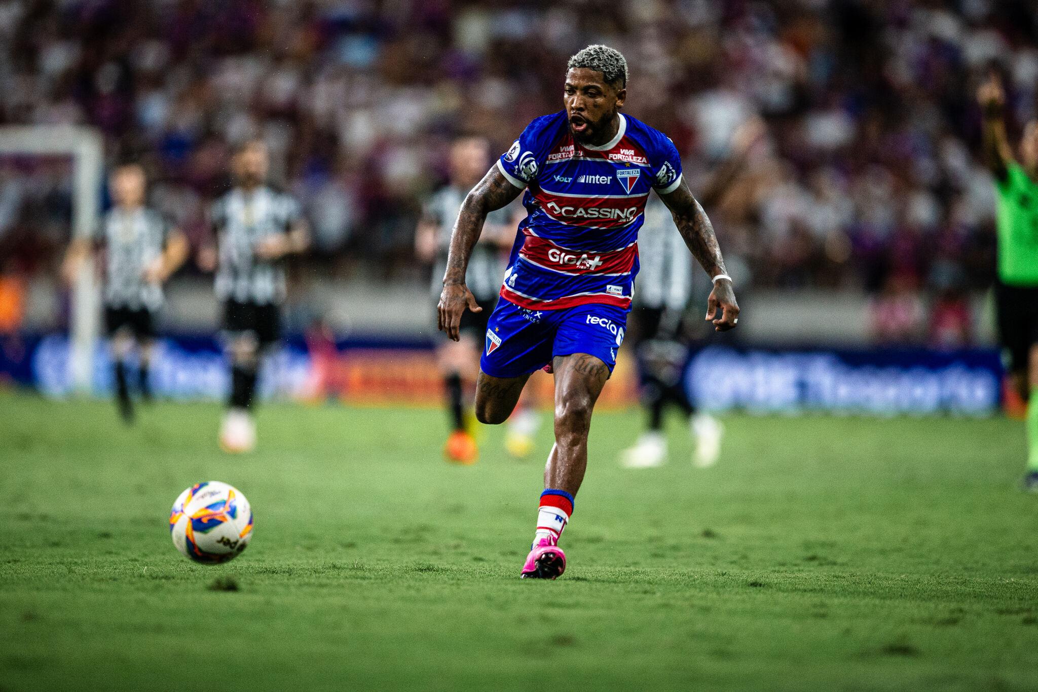 Foto de Marinho durante Fortaleza x Ceará no Clássico-Rei do Campeonato Cearense 2025