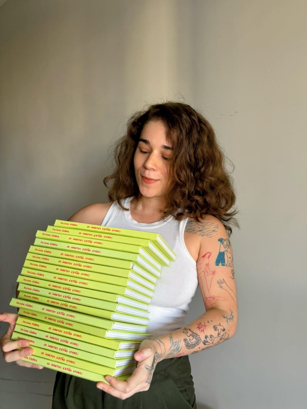 Artista visual Juliana Siebra