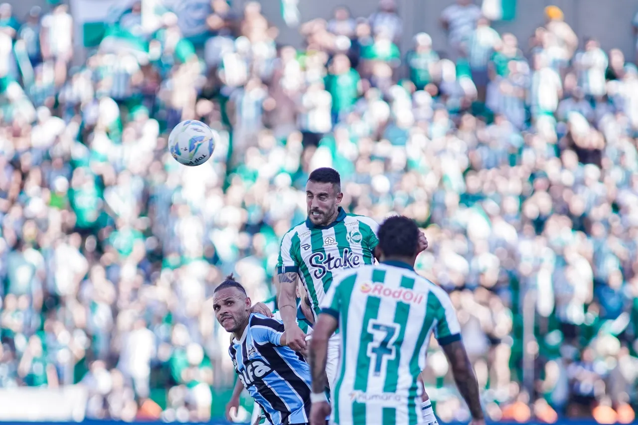 O Juventude tem uma equipe aguerrida, mostrou isso no Gauchão, mas sem investimento pesado, jogará mais uma vez pela permanência na elite