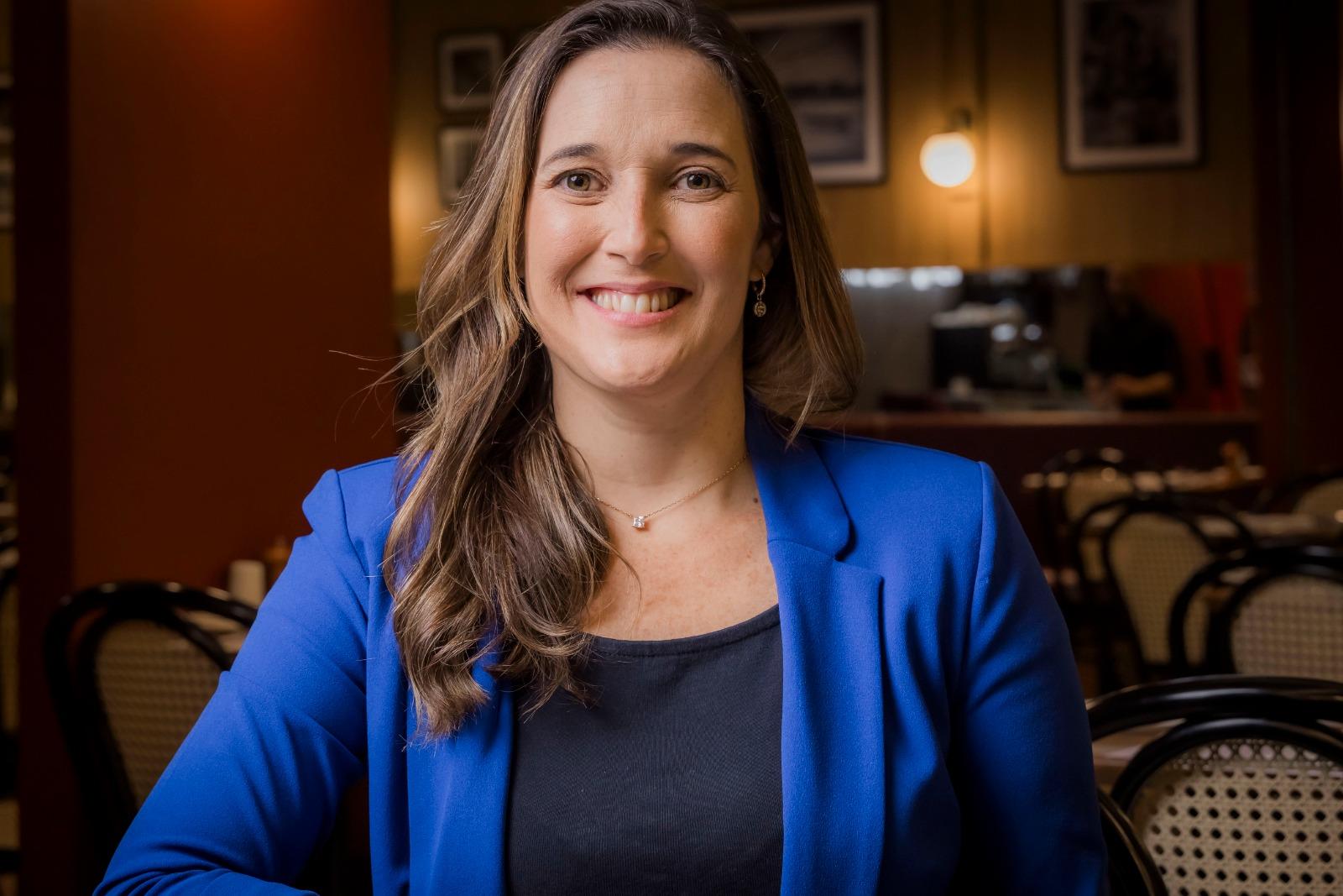 Glaucia Fernandes é diretora de franquias do L’Entrecôte de Paris