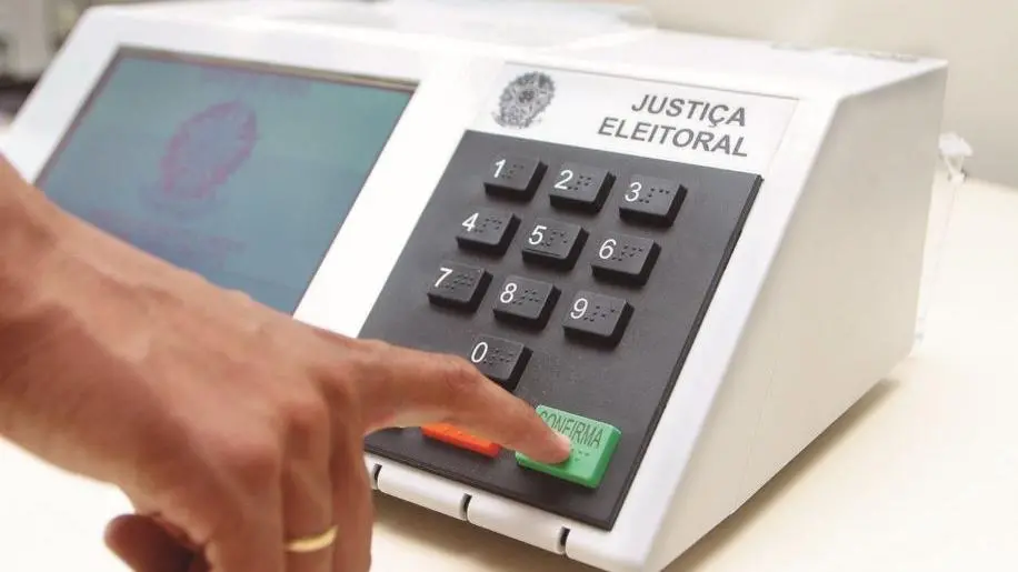 136 mil eleitores não votaram nos últimos três pleitos eleitorais (turnos de eleição) no Ceará e podem ter o título eleitoral cancelado