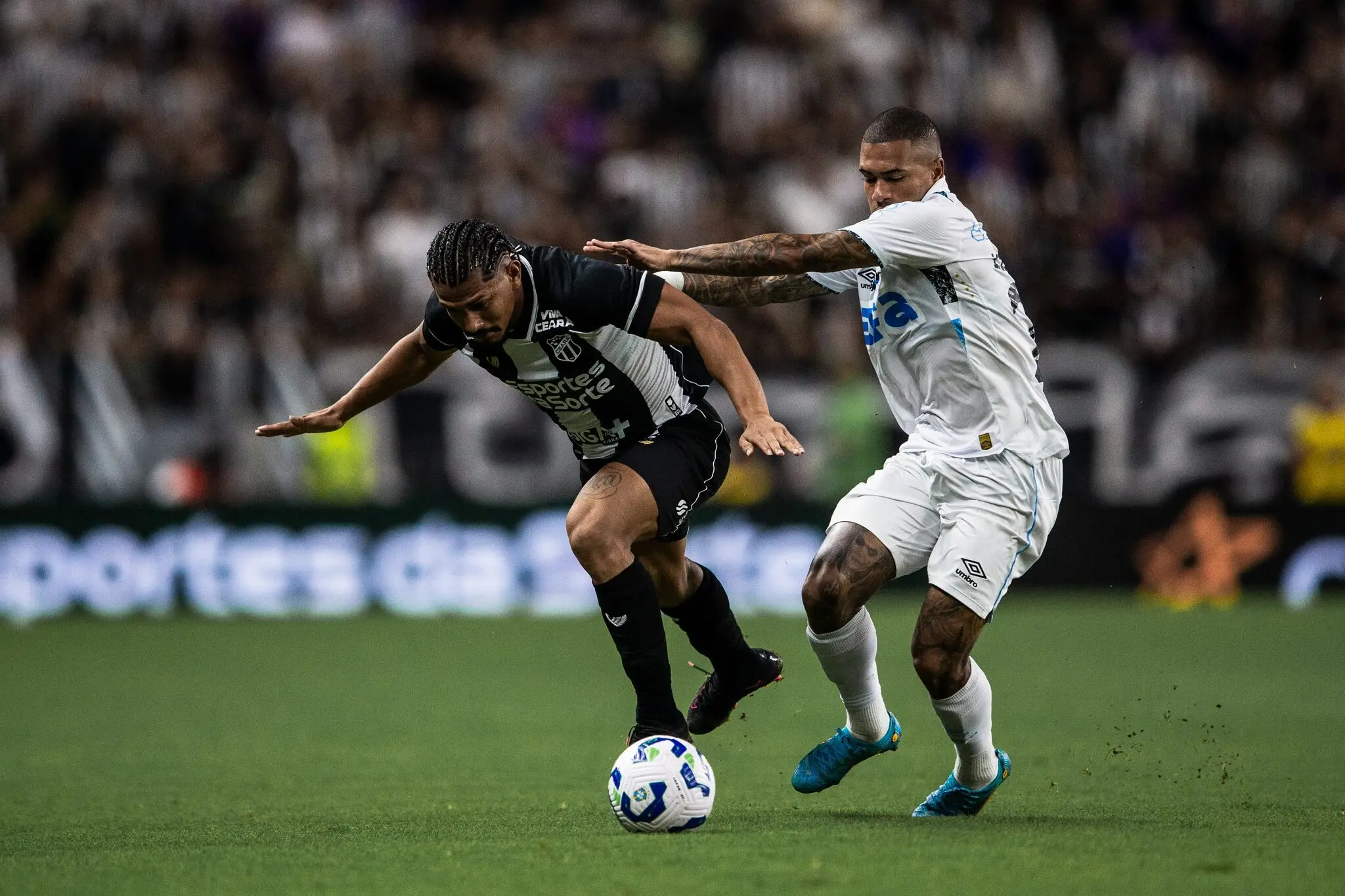 Foto de Fernando Sobral em Ceará x Grêmio no Brasileirão 2025