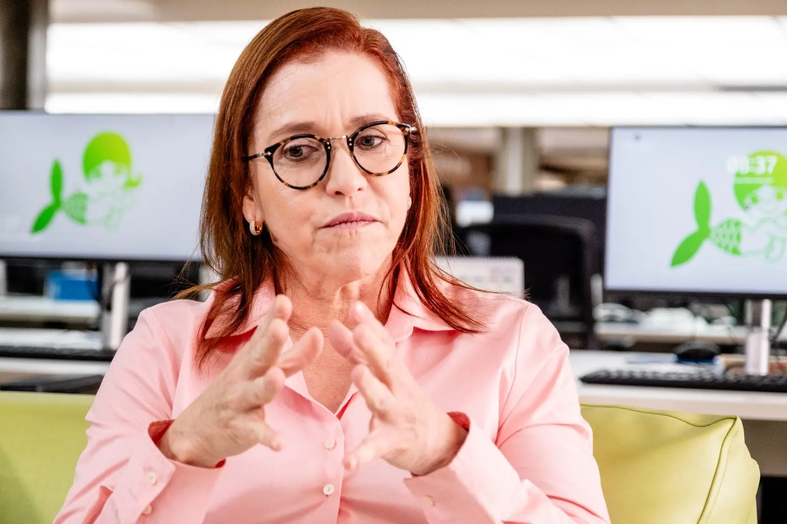 Superintendente do IJF, em Fortaleza, dra. Riane Azevedo fala sobre dívidas do hospital