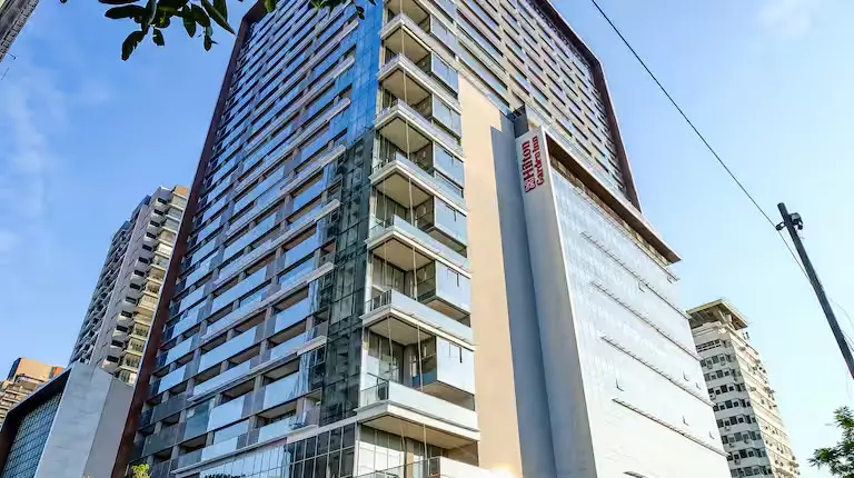 fachada do Hotel Hilton Garden Inn de São Paulo, comprado por casa de investimentos cearense