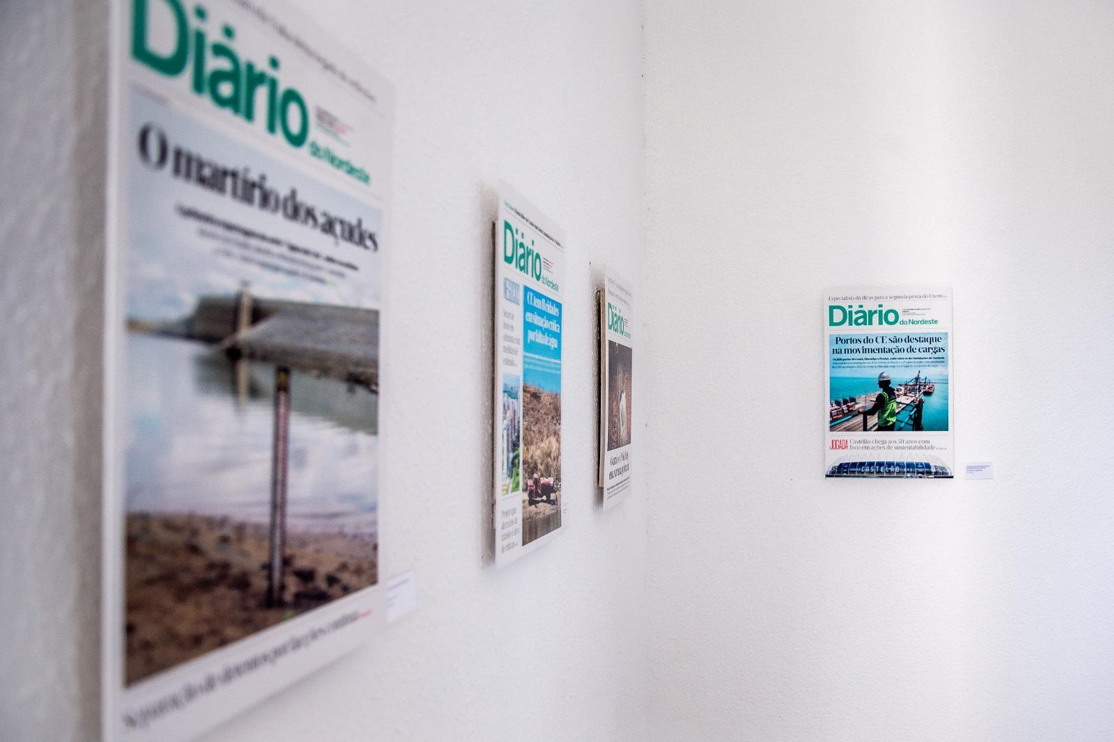 exposição com capas históricas do jornal Diário do Nordeste