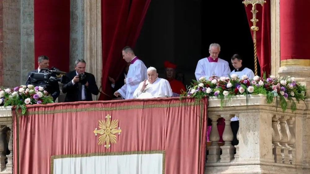 foto da ultima aparição de Papa Francisco durante páscoa