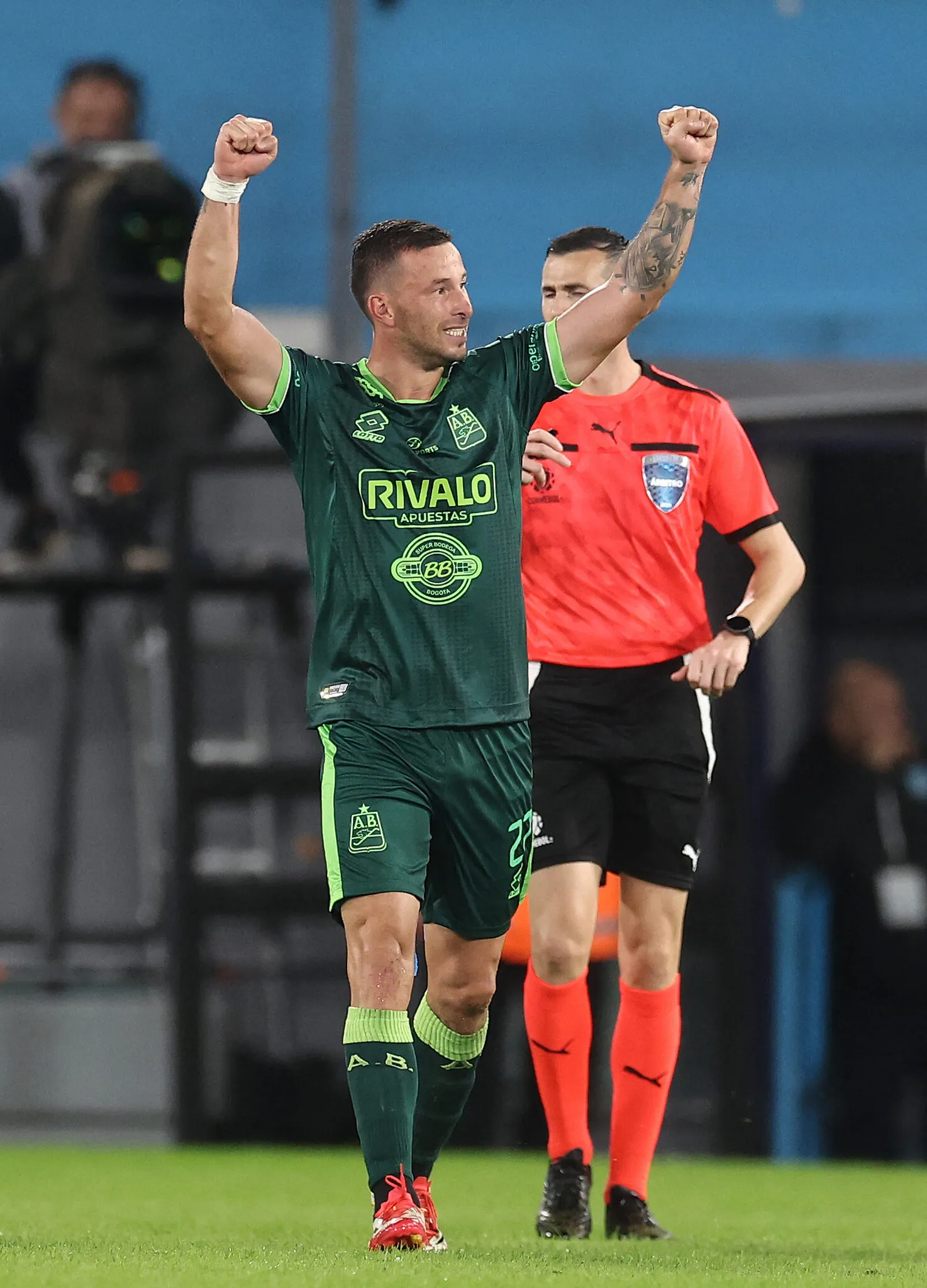 Luciano Pons, atacante argentino de 35 anos, é o artilheiro da equipe com 6 gols.