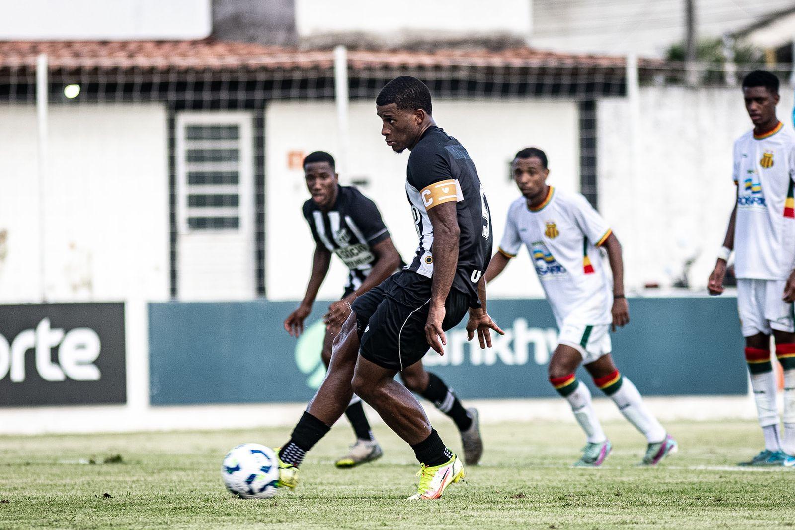 Foto de Gabriel Amaral, atacante do sub-20 do Ceará.