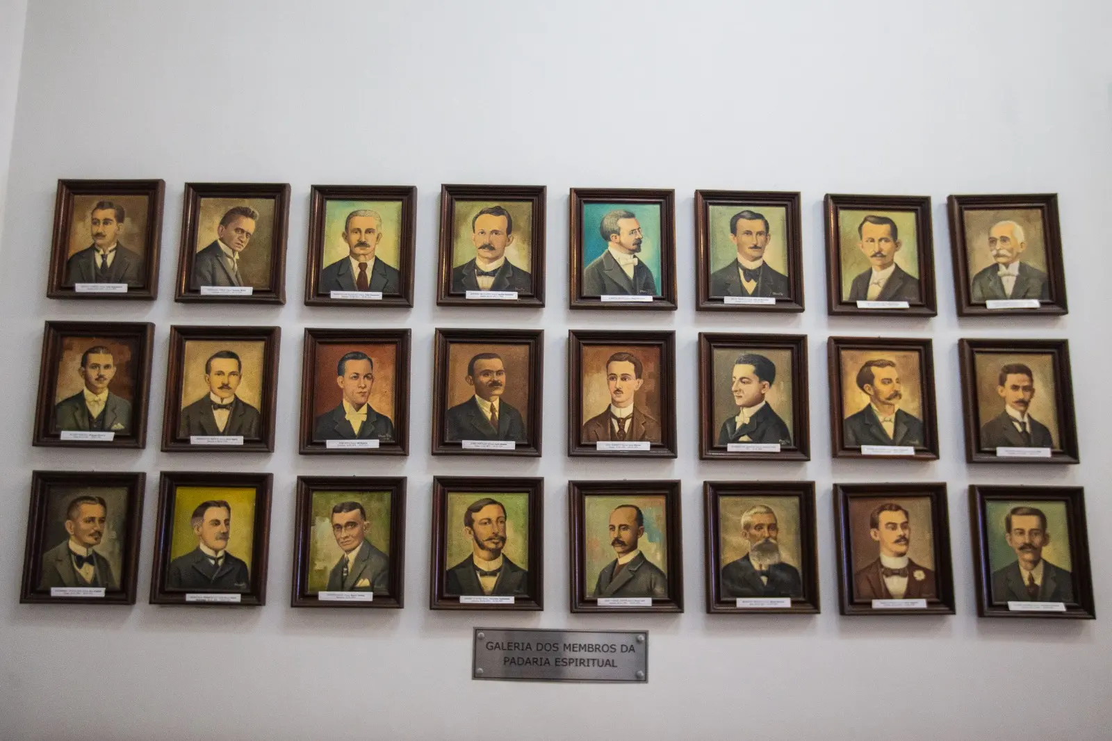 Padaria Espiritual reuniu 24 intelectuais cearenses; na imagem, galeria dos 'padeiros' na ACL