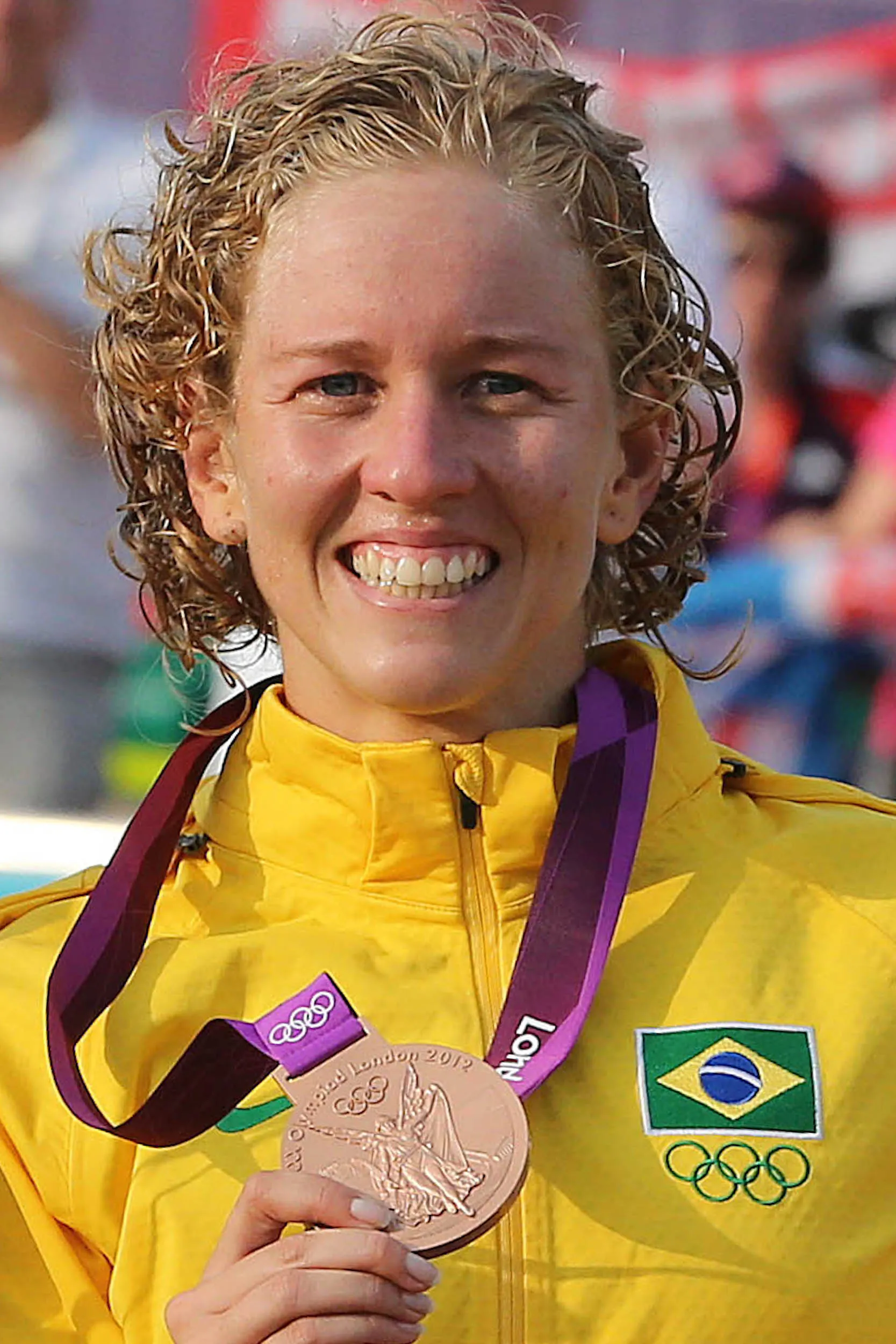 Yane Marques no pódio das Olimpíadas de Londres 2012, quando conquistou a medalha de bronze no pentatlo.