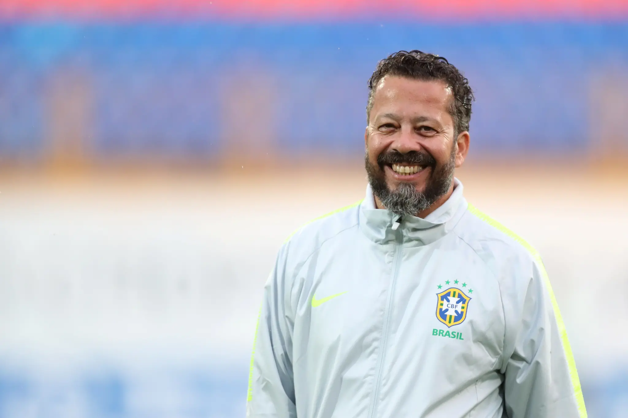 Foto de Cleber Xavier, ex-auxiliar de Tite e novo técnico do Santos, que conta com Neymar no elenco