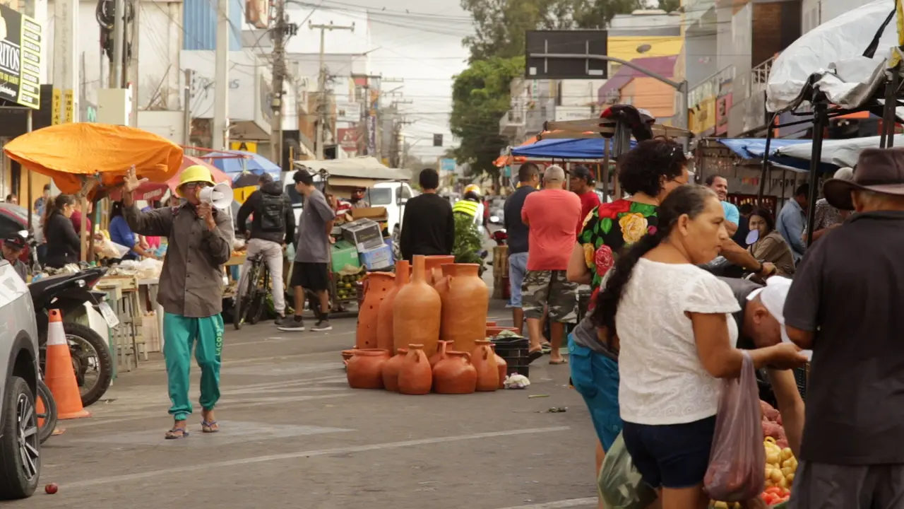 Gravado em Ibiapaba, curta 'Manzape', de Roney Souza, mostra feitura de tradicional bolo da região e será exibido no festival Ceará Voador