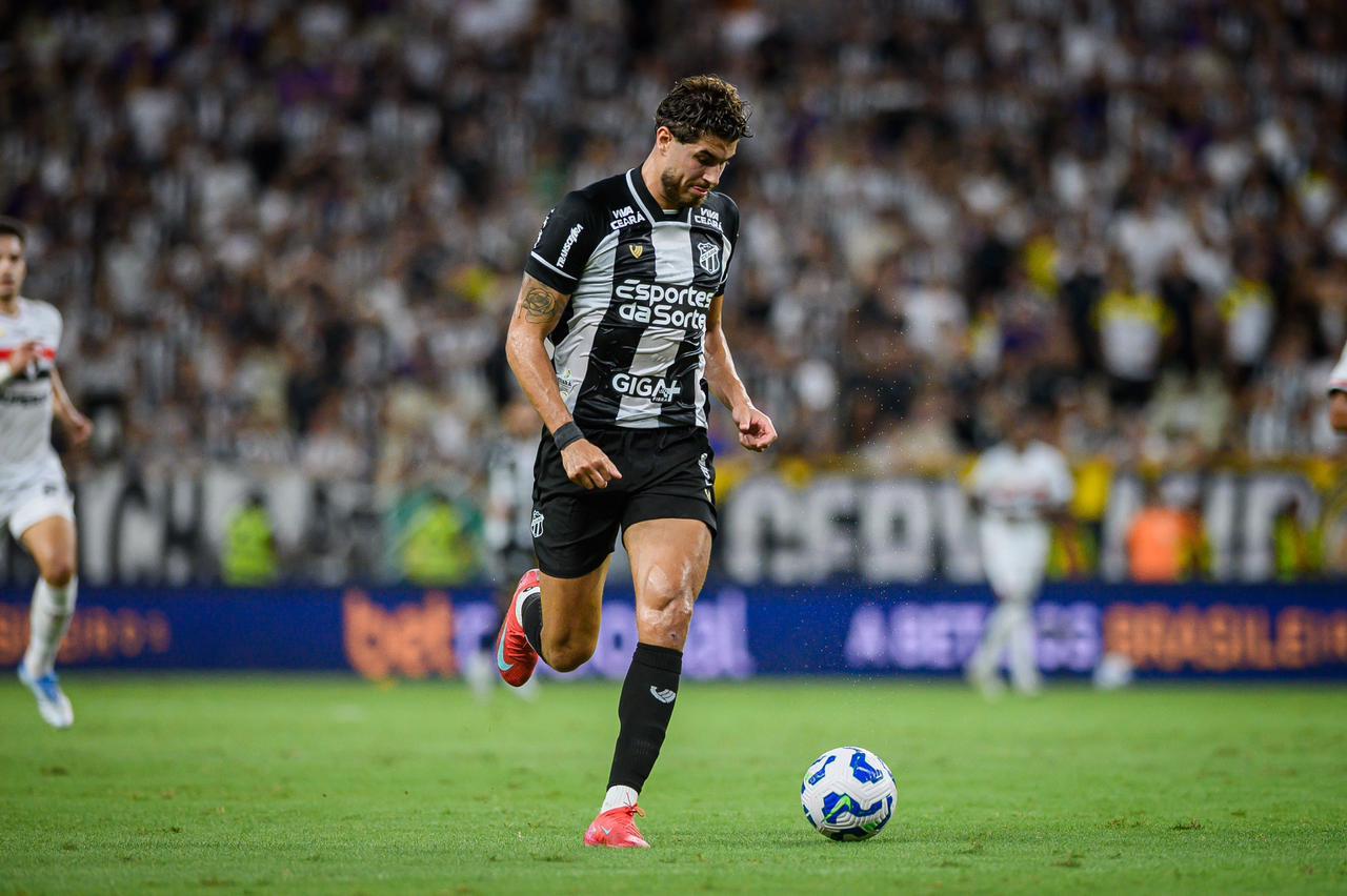 Foto de Pedro Raul durante jogo do Ceará