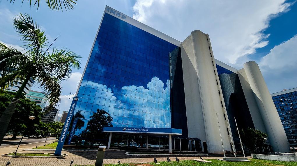 Fachada do prédio do Instituto Nacional do Seguro Social, em Brasília