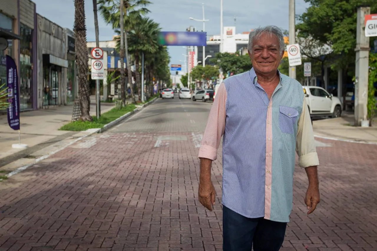 Comerciante há mais de 30 anos no local, Sassá Abdon é defensor da Monsenhor Tabosa e diz faltar incentivo do município para empreendedor local