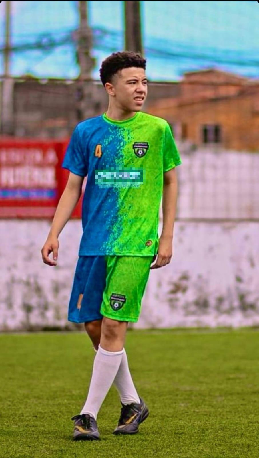 foto de Wallace Levi, adolescente que desapareceu no mar da Barra do Ceará, em Fortaleza