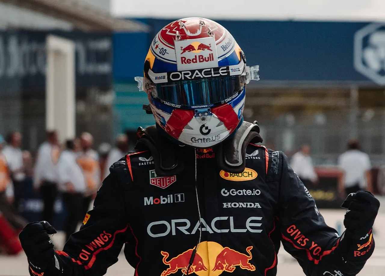 Verstappen comemora pole do GP de Miami