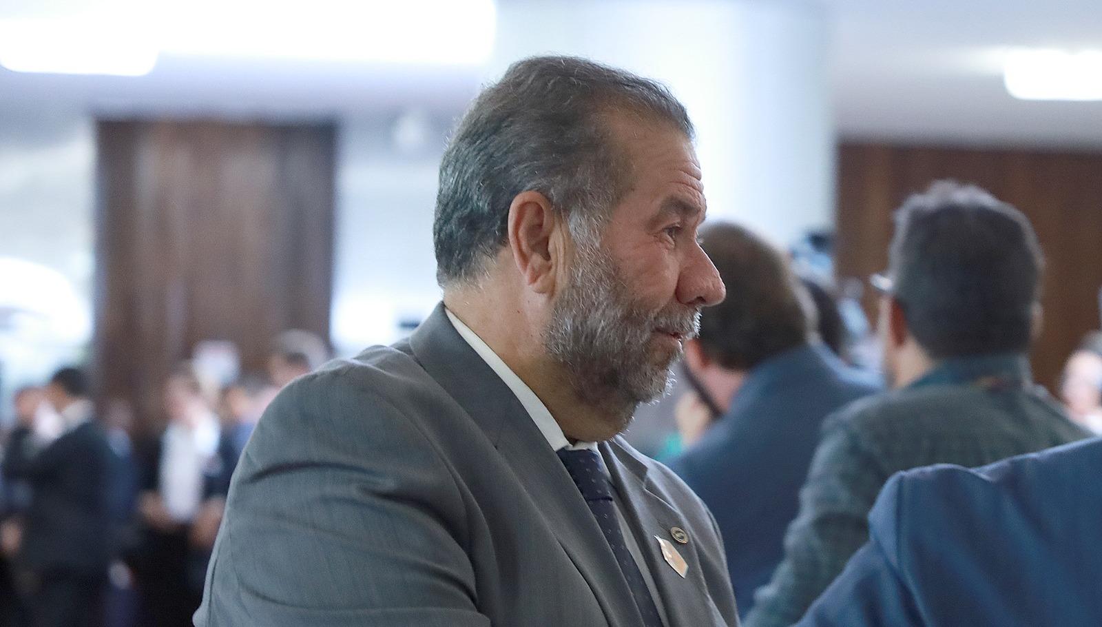 Carlos Lupi na Câmara dos Deputados para matéria sobre PDT sair da base aliada de Lula na Casa