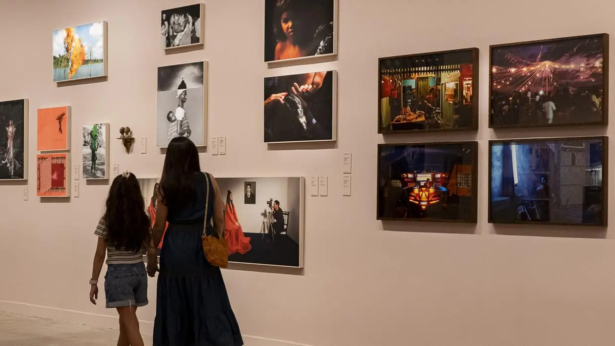 'Delírio Tropical', na imagem, é uma das exposições em cartaz na Pinacoteca do Ceará