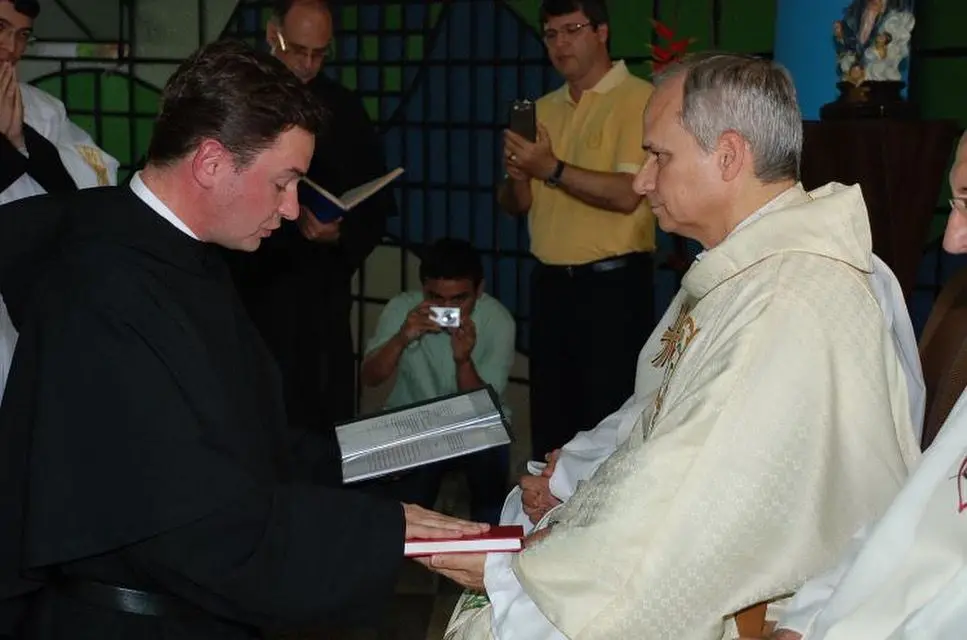 foto de padre Alexandre Escame com o papa Leão XVI