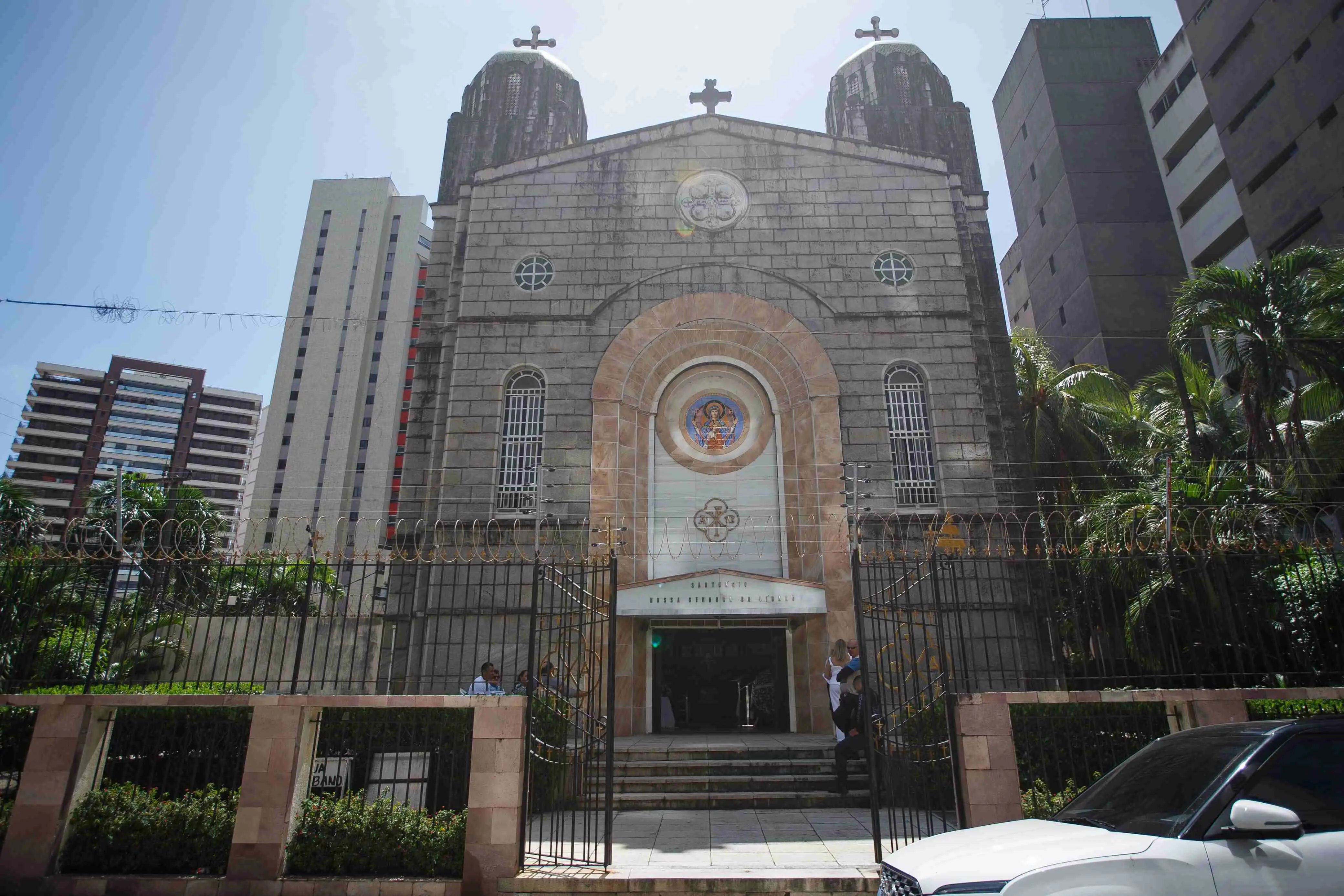 Fachada da Igreja do Líbano, no bairro Meireles, em Fortaleza