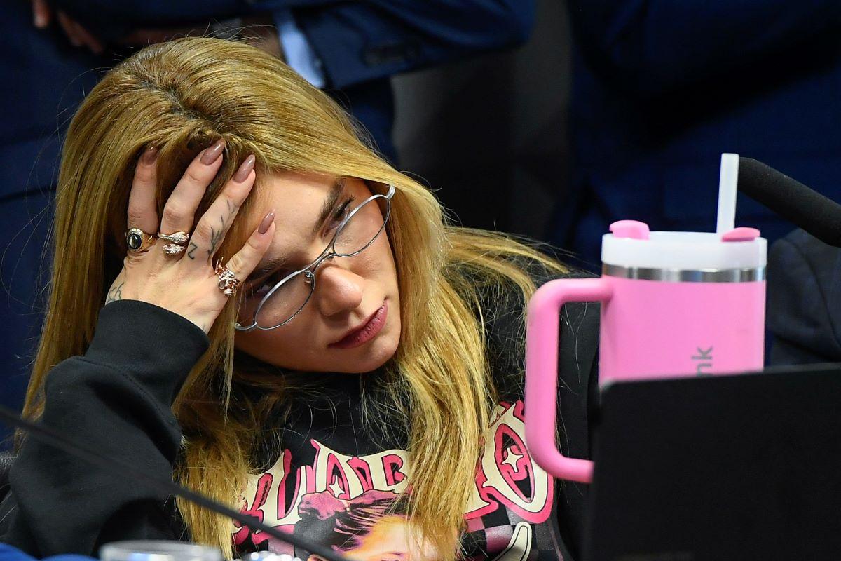 Foto de Virginia Fonseca na CPI das Bets