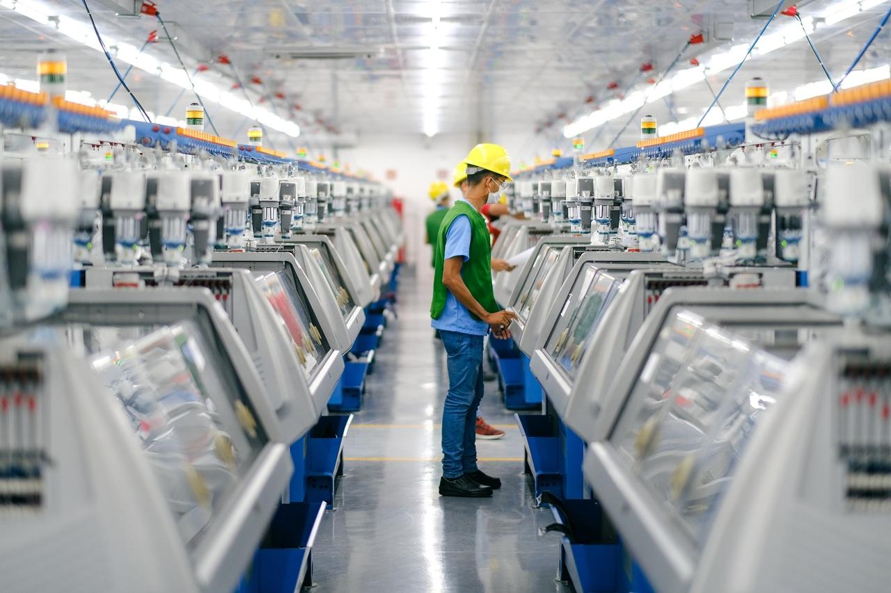 Linha de produção da fábrica da Vulcabras em Horizonte, região metropolitana de Fortaleza