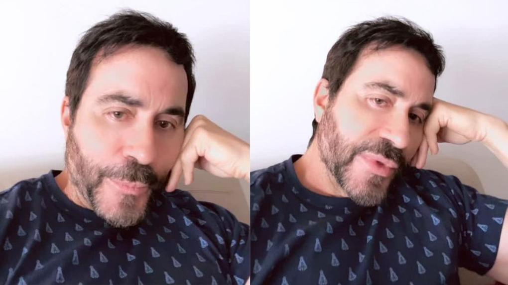 A imagem mostra o padre Fábio de Melo, com expressão pensativa e cabisbaixa, comentando sobre o incidente ocorrido em uma cafeteria de Joinville, Santa Catarina.