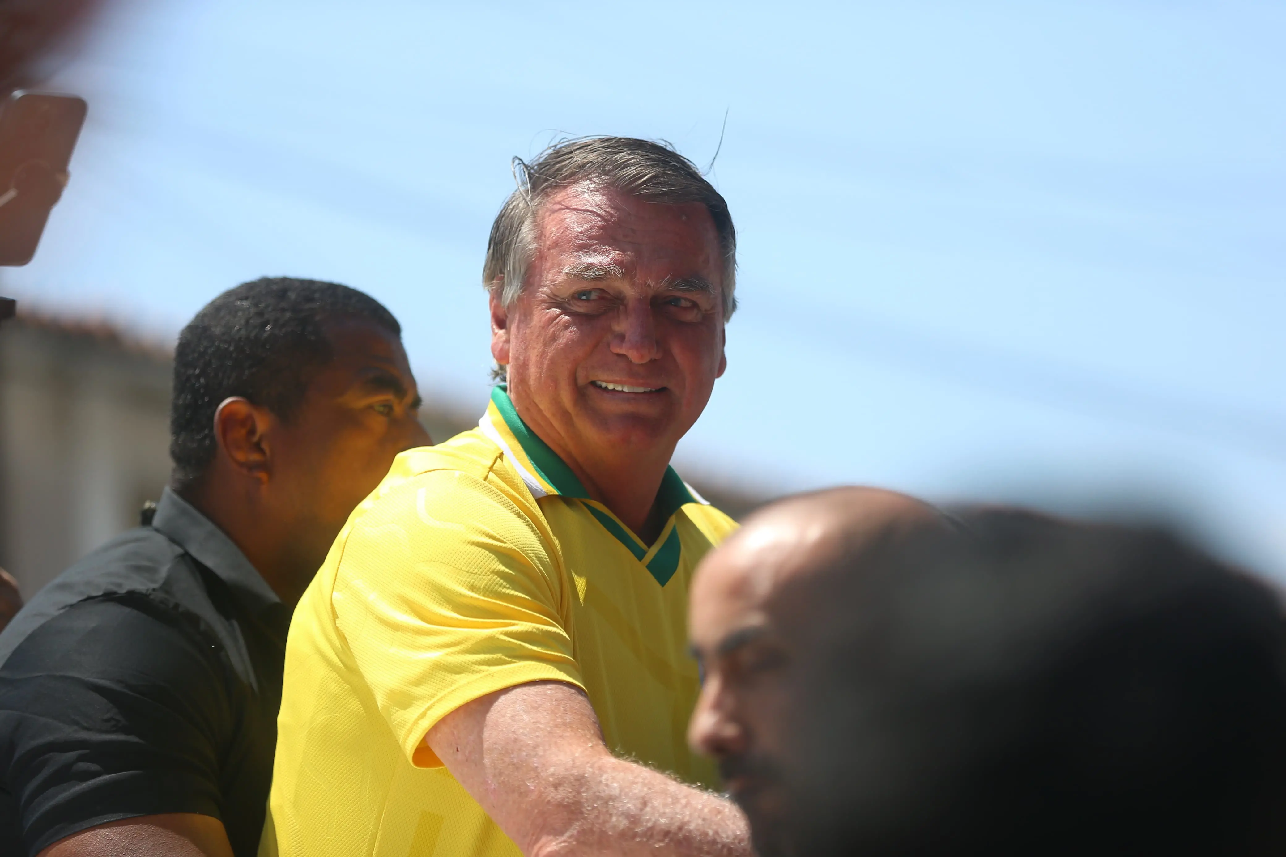Visita de Bolsonaro a Fortaleza durante campanha eleitoral de 2024