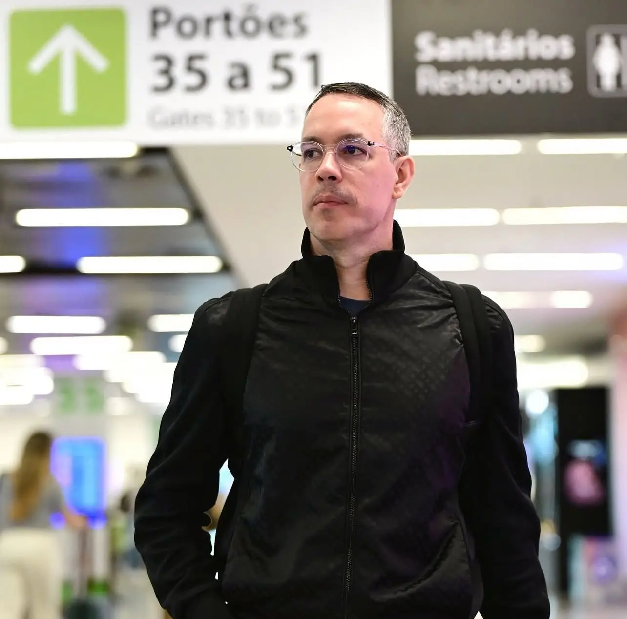 Foto de Brunno Falcão, homem branco de 41 anos