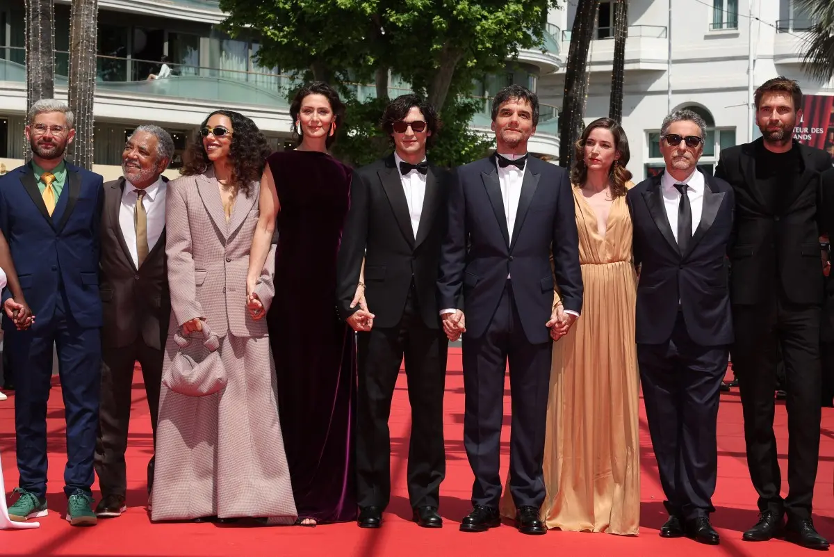 Elenco de O Agente Secreto, que estreou em Cannes