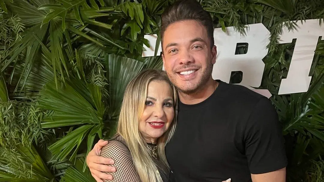 Dona Bill, ao lado do filho Wesley Safadão