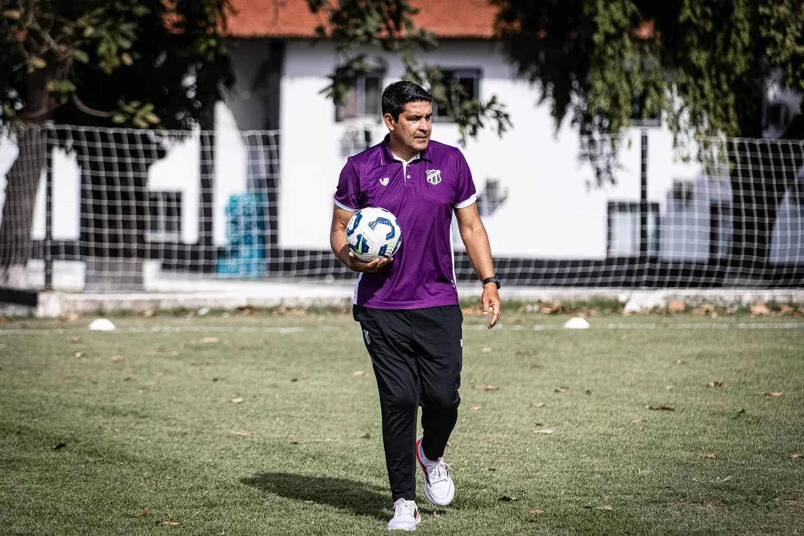 Técnico do time feminino do Ceará, Erivélton avaliou o resultado do Vozão no jogo de ida das Oitavas