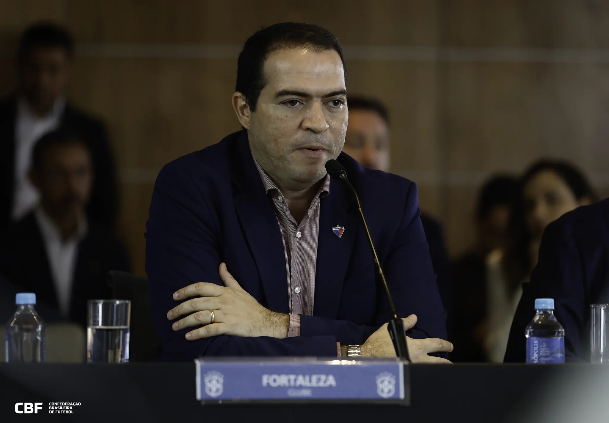 Foto de Marcelo Paz, CEO do Fortaleza, durante reunião na sede da CBF