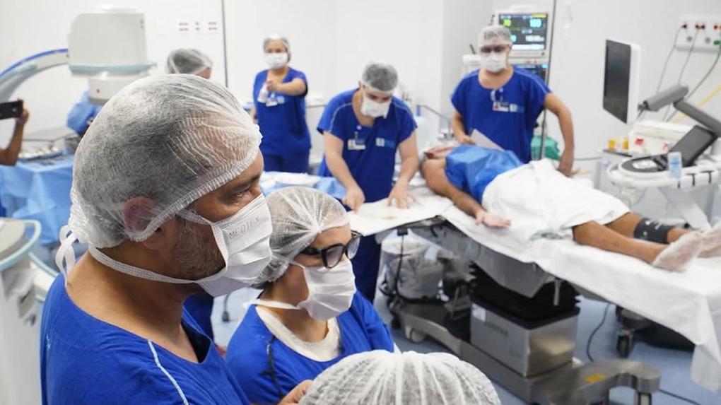 Paciente passando por cirurgia eletiva no Ceará