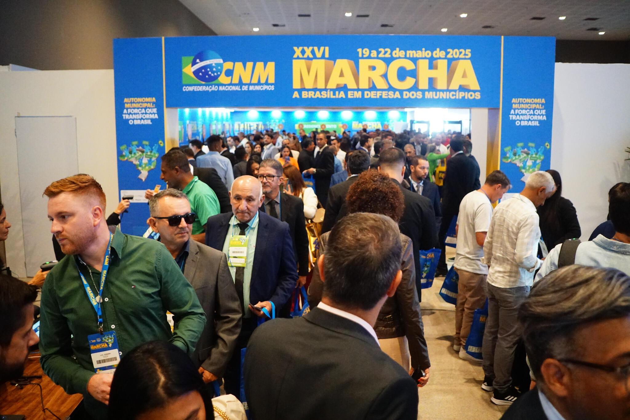 emendas, pec 66, marcha, cnm, ceará, prefeitos cearenses