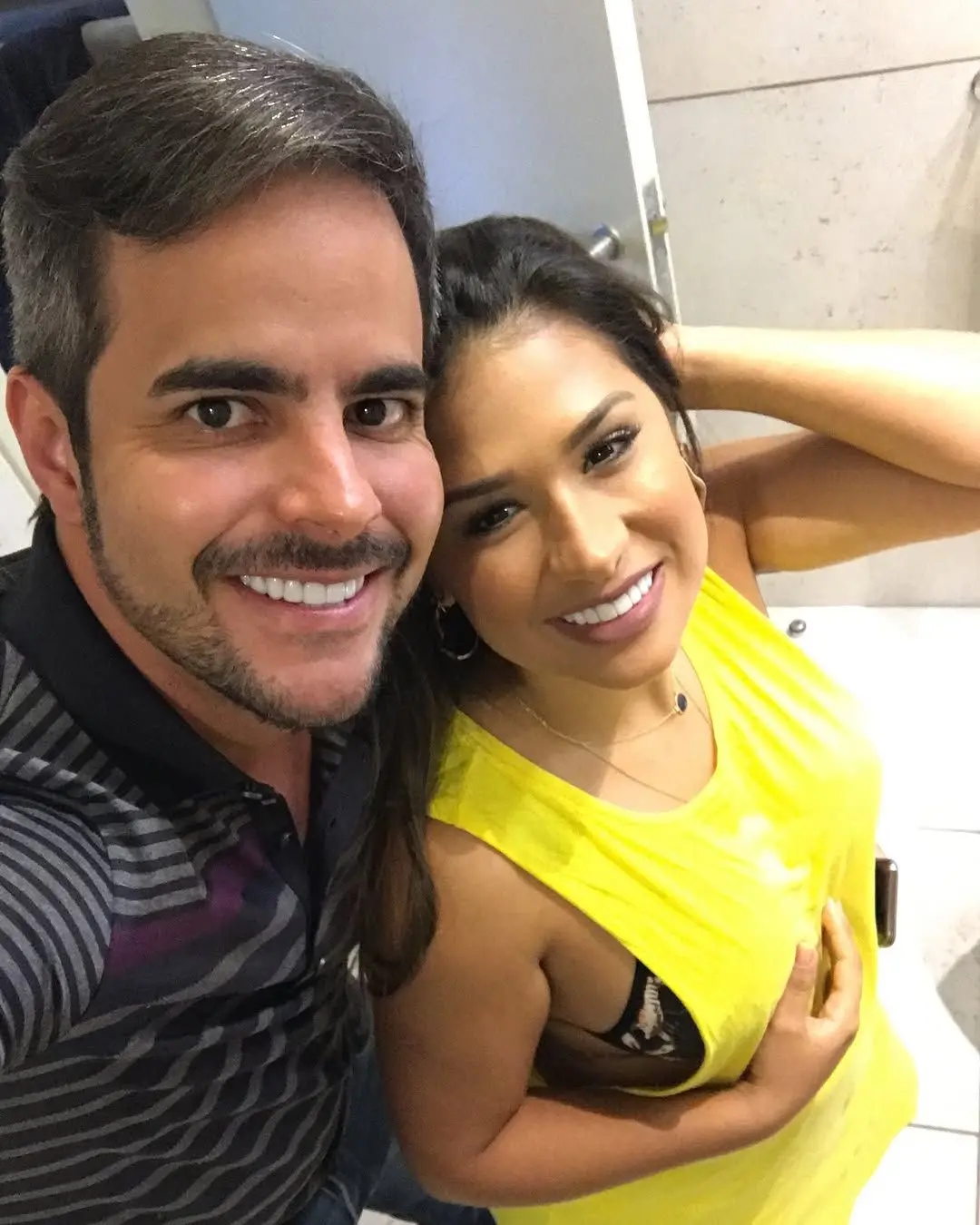 Kaká Diniz e a esposa, Simone Mendes