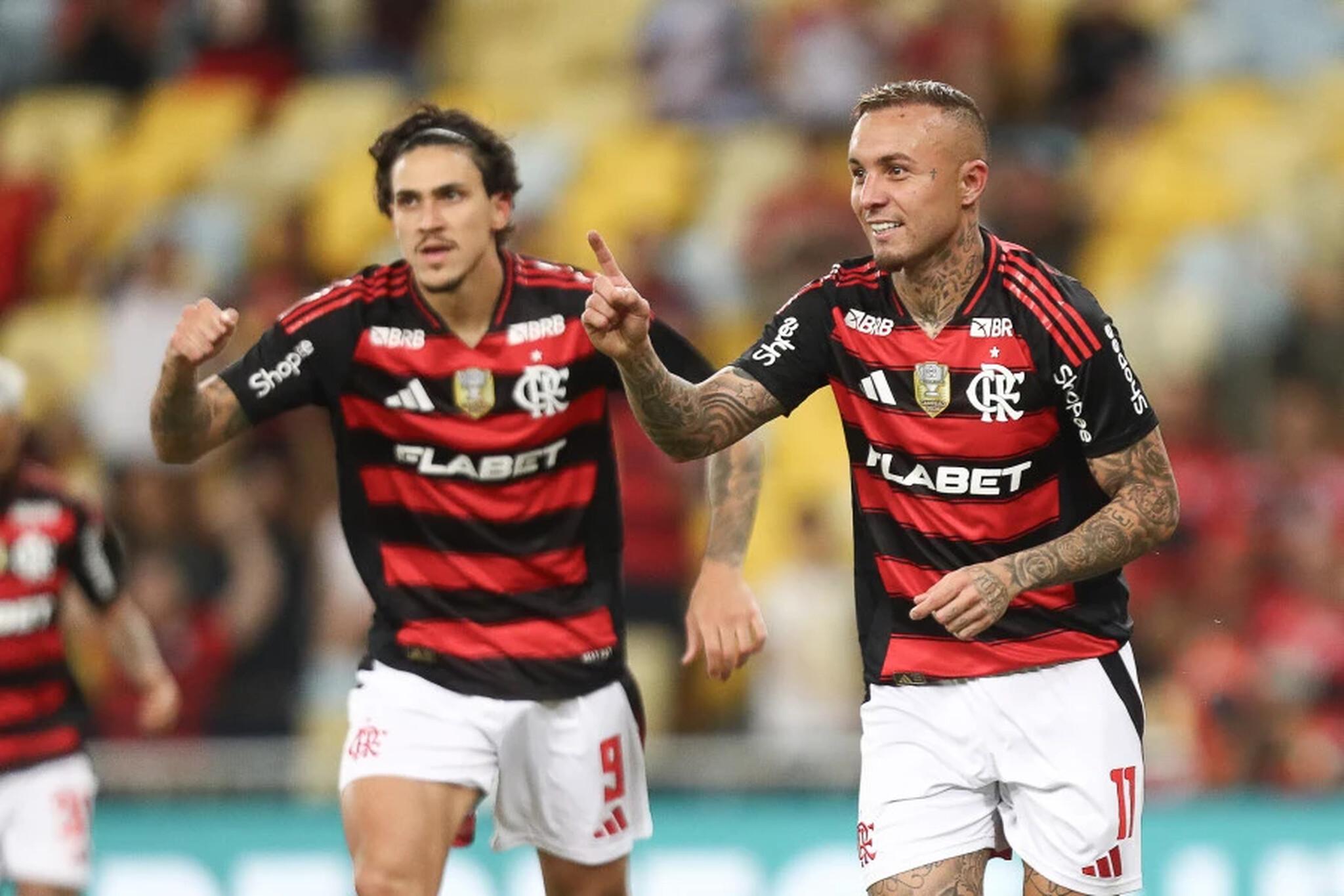 Foto de jogadores do Flamengo, que enfrenta o Atlético-MG na Copa do Brasil 2025 nesta quinta-feira (31), no jogo de ida das oitavas de final