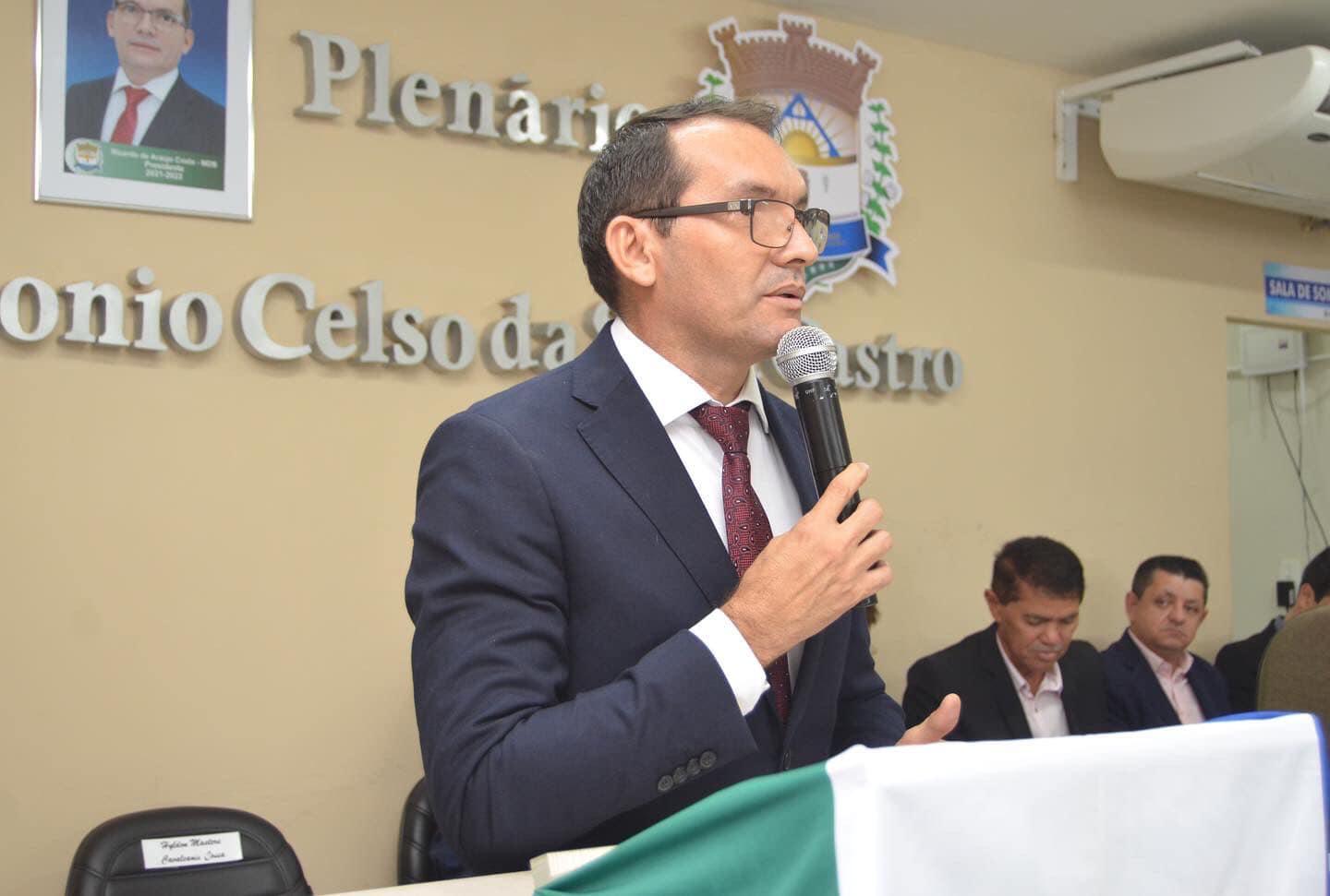 ricardo costa, acopiara, são francisco, padre cícero, católicos, evangélicos, câmara municipal