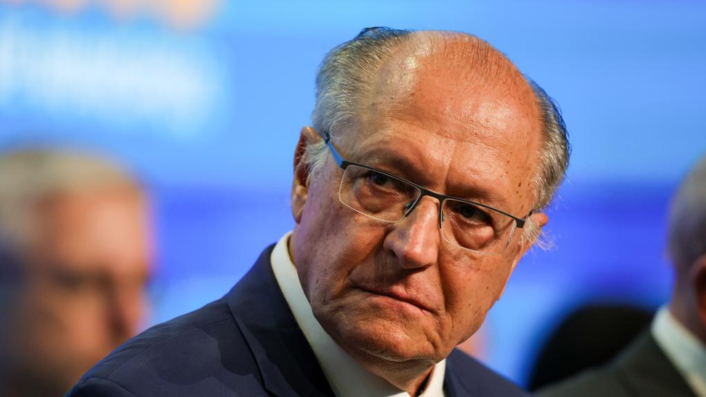 Geraldo Alckmin em evento como vice-presidente do Brasil